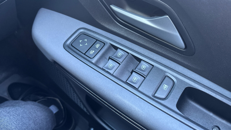 Dacia Jogger 1.0 TCe Extreme 5dr Petrol Estate